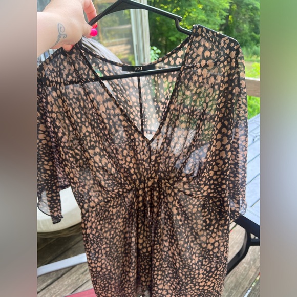 2010s forever 21 beach cover up - Picture 4 of 5